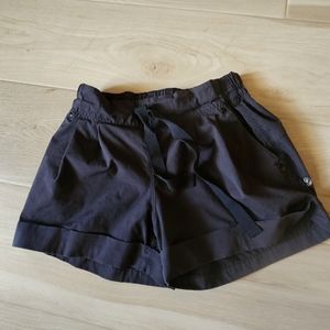 Lululemon spring break shorts